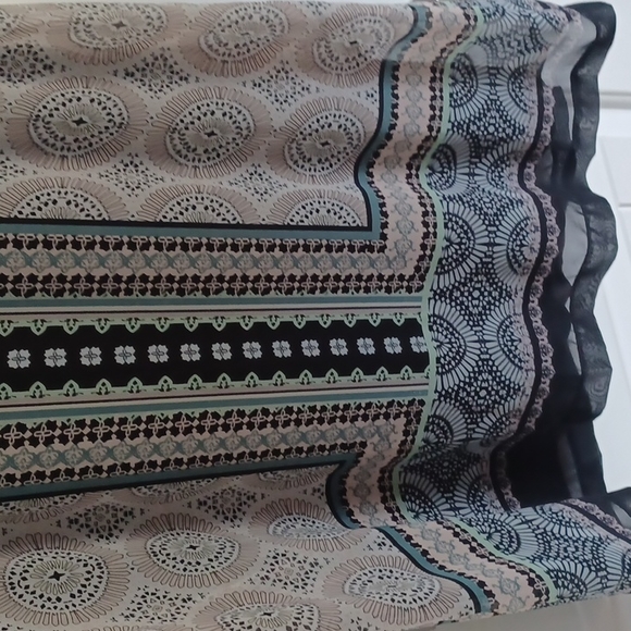 Linen dress with pockets - Picture 3 of 5